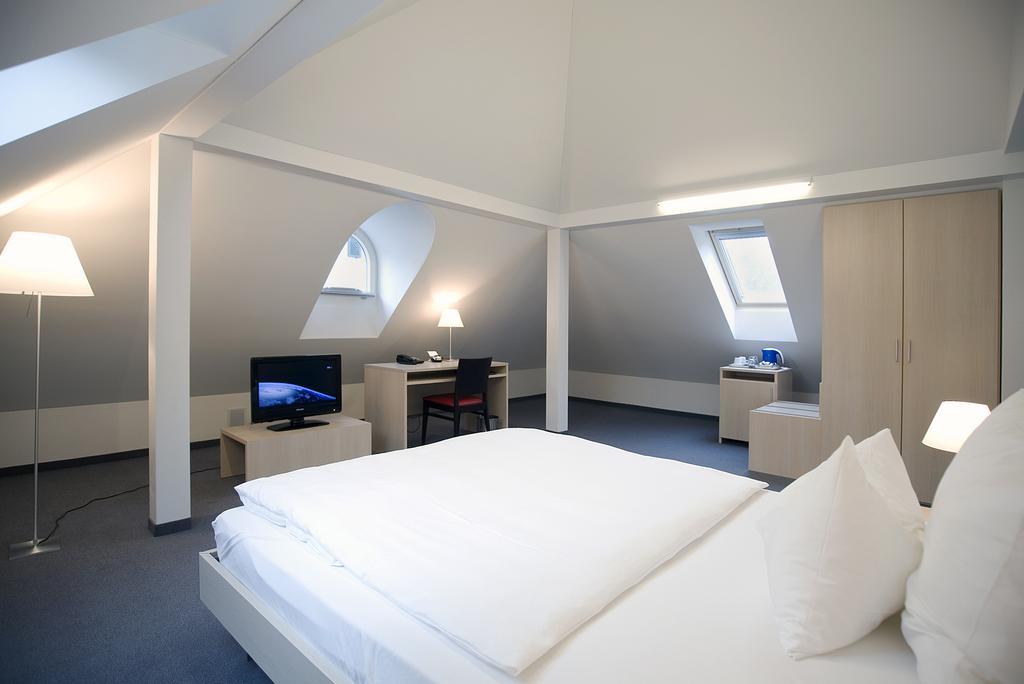 Hotel Ochsen Uster Room photo